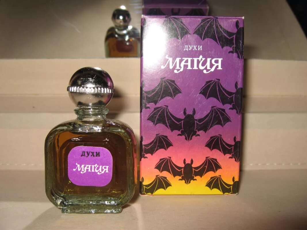 Духи 90 х. Духи флирт фабрика северное сияние. семирамида духи 90-х. духи из 90-х женские. туалетная вода девяностых.
