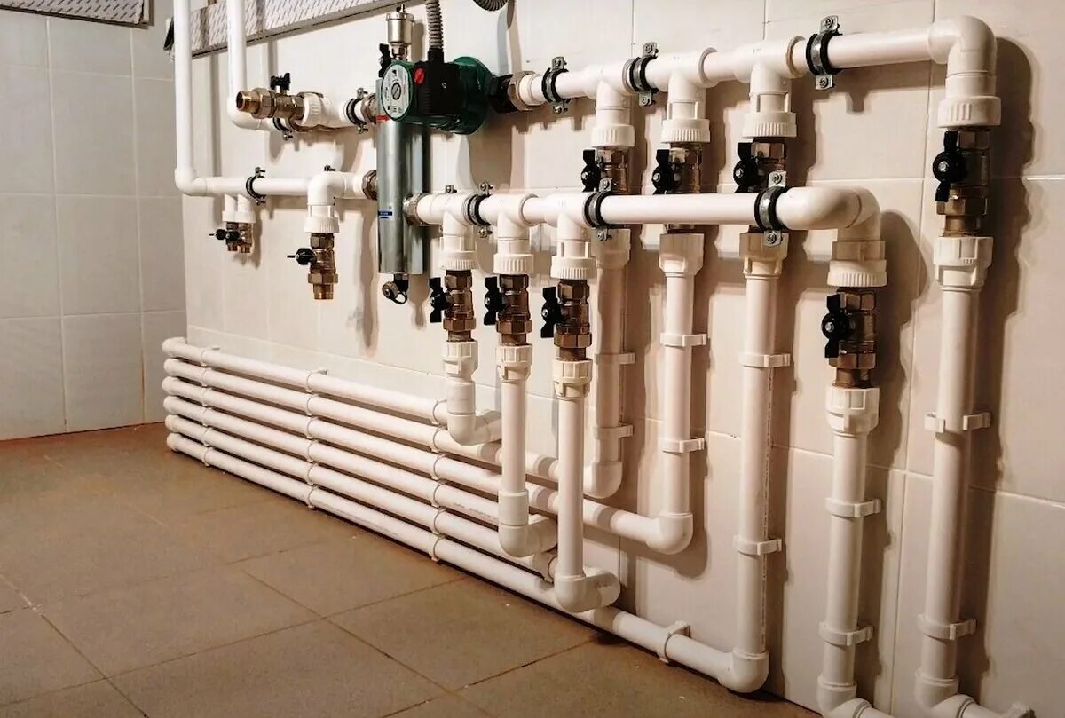 Услуги сантехника реклама. Сантехнические услуги. Сантехники. Сантехника ру интернет магазин. Сантехнические услуги.