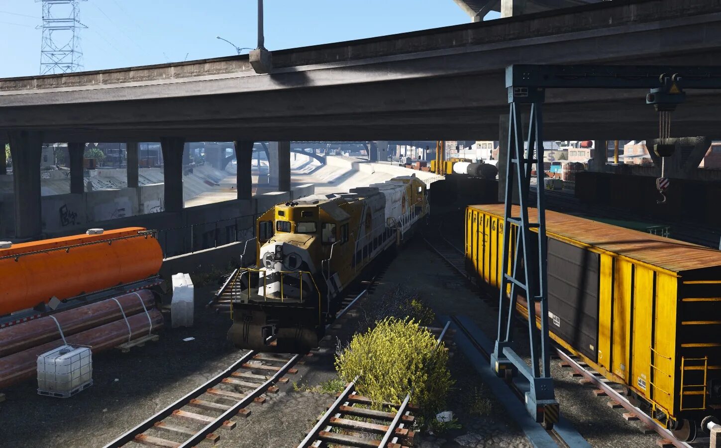 Гта 5 мод на поезд. Freight Train ГТА 5. Траин 5. GTA 5 Train. Поезд ГТА 5.