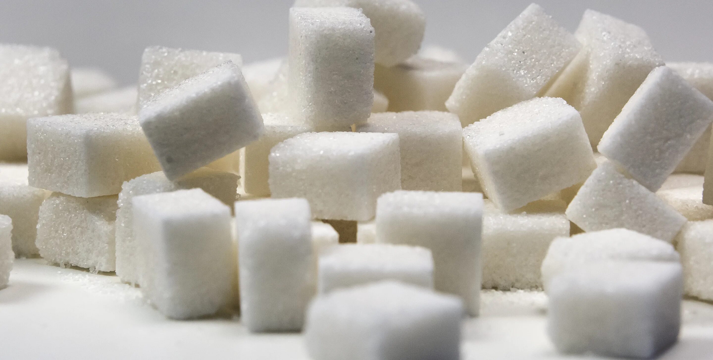 Сахар плотный. Лиски сахарный завод. Сахар белый свекловичный. Свекольный сахар завод.