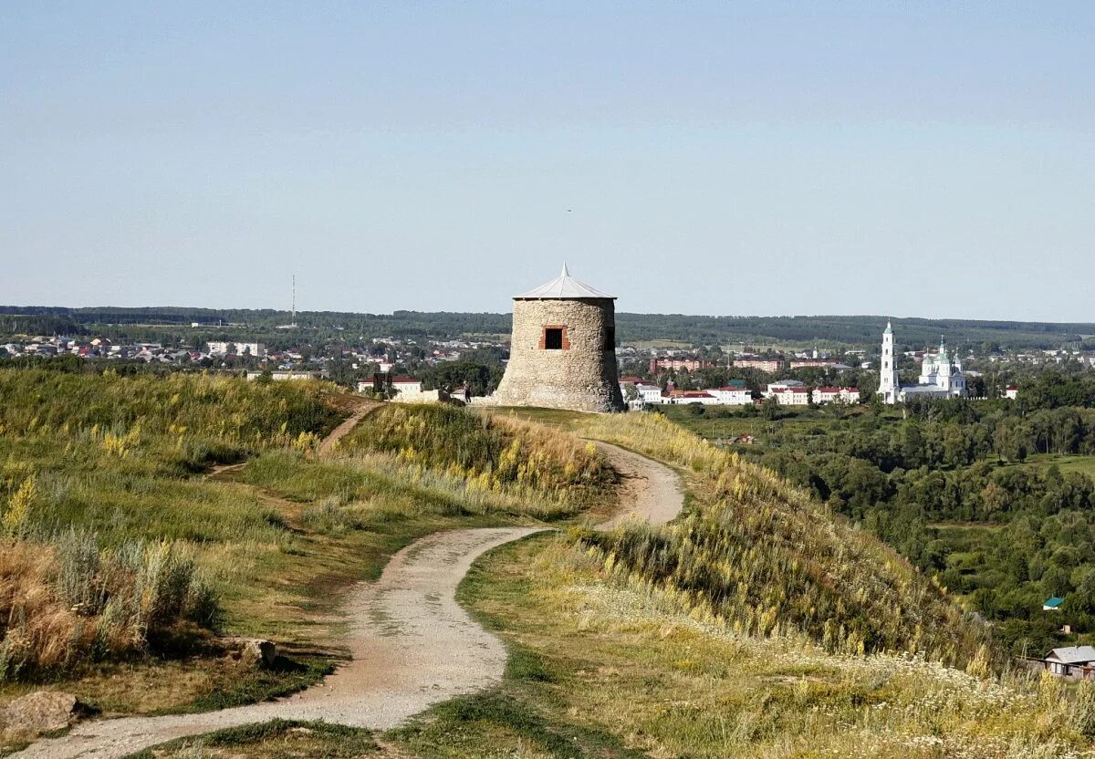 В каком городе находится елабуга. Чертово Городище (Елабужское Городище). Елабуга Татарстан Чертово Городище. Елабужское Городище Елабуга. Чертово гагородище Елаб.