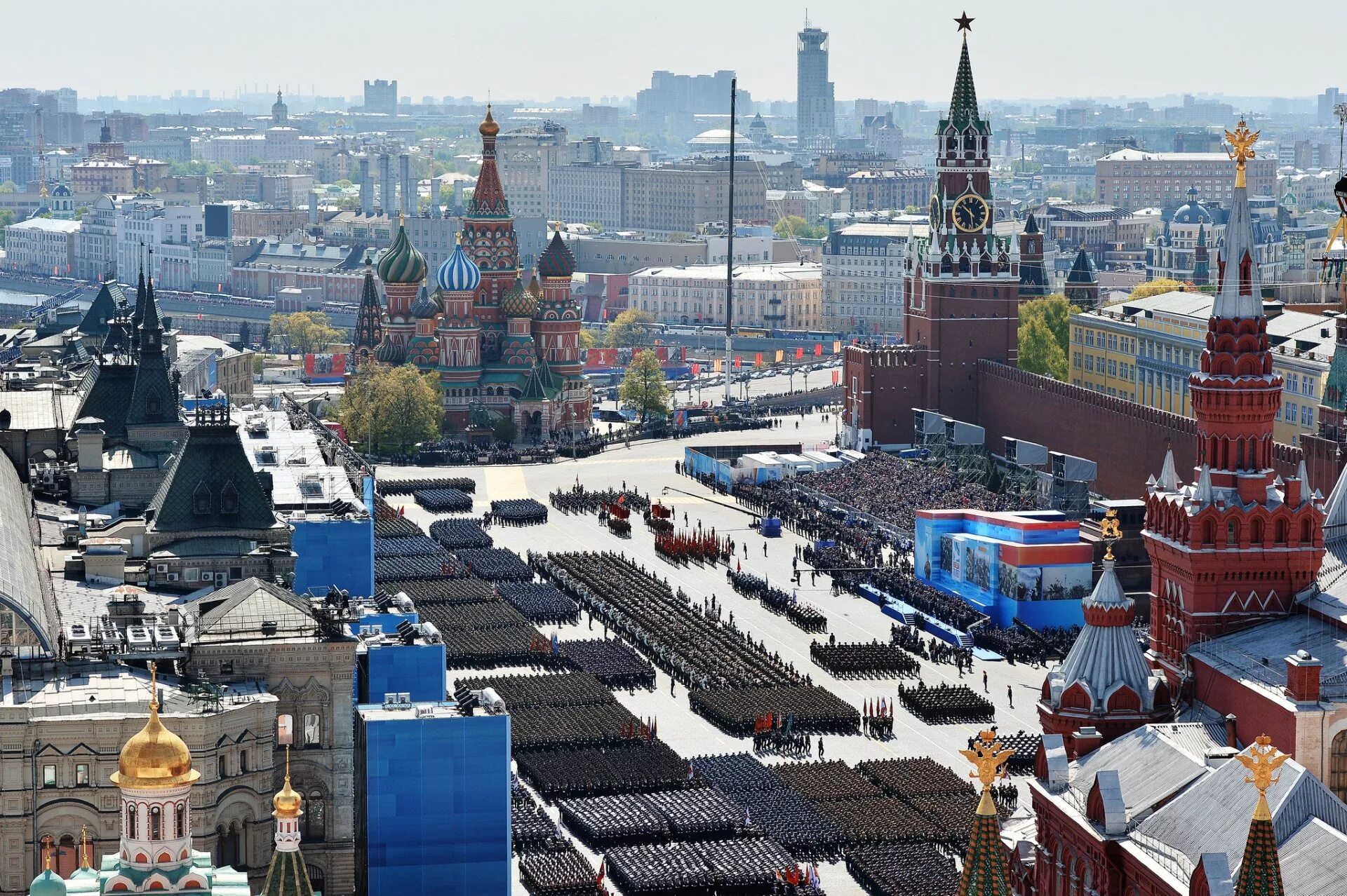 Парад победы 2015 в москве. Парад на красной площади в москве 2022. Парад победы 2015 в москве. 9 мая парад победы красной площади 2015. 70 лет победы парад на красной площади.