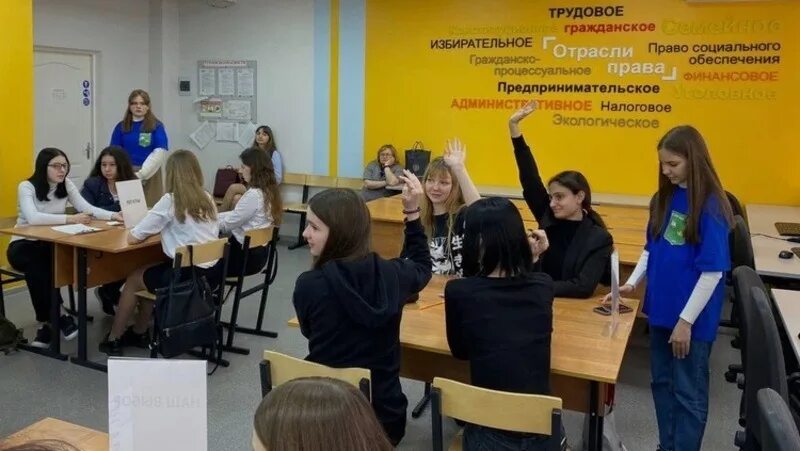 Старооскольский педагогический колледж директор. Старооскольский педагогический колледж. Педагогический колледж старый. Старооскольский педагогический колледж. Старооскольские педогагический колледж.