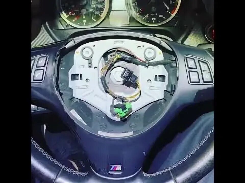 BMW E91 Замена торпеды с аирбегами - YouTube