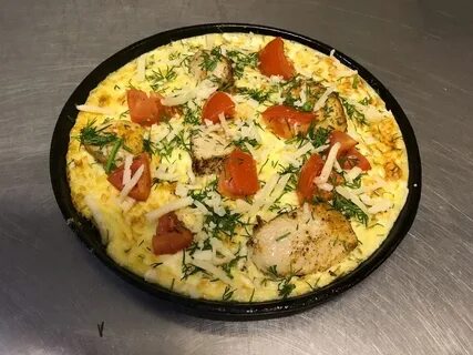 Омлет с курицей и овощами
