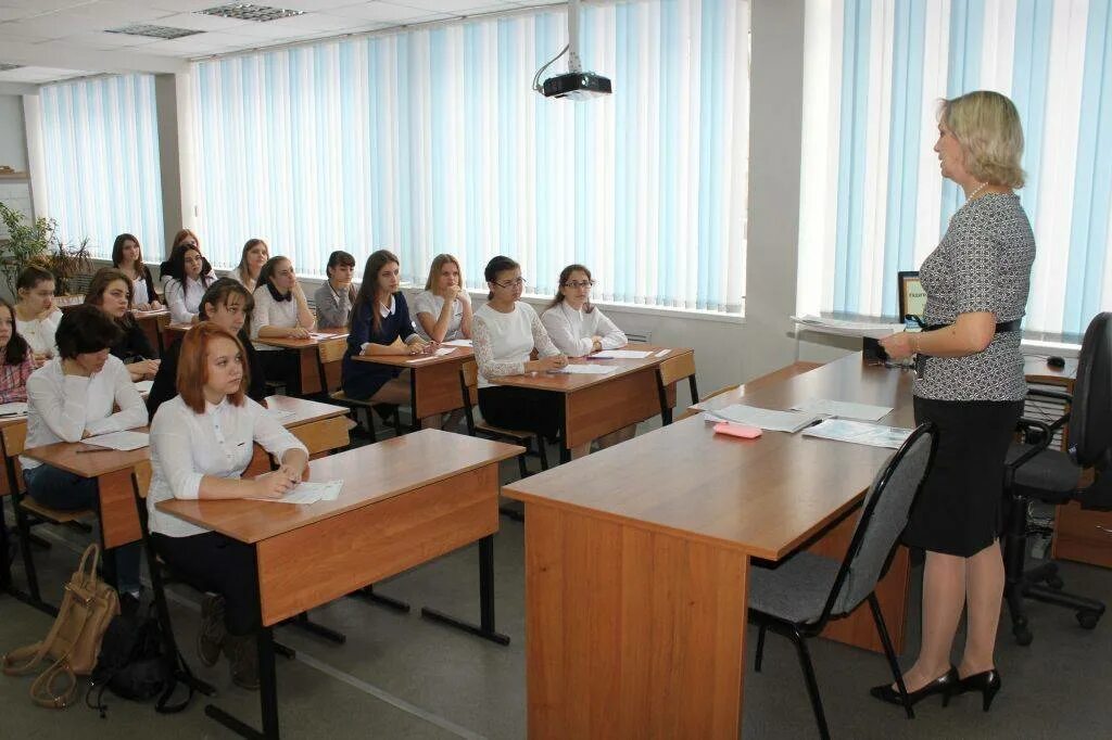 Политехнический колледж старый оскол. Педагогический колледж старый Оскол. ОГАПОУ СПК старый Оскол. Старооскольский педагогический колледж старый Оскол. Колледж старый Оскол СПК.