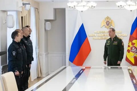 Росгвардия макрон