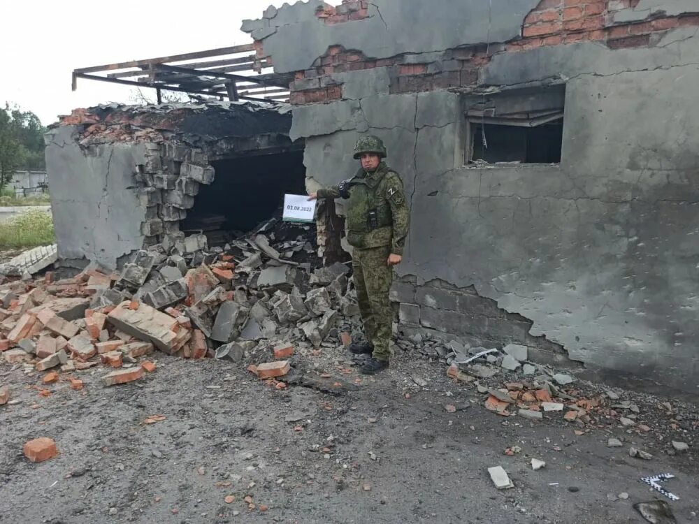 Обстрел макеевки сегодня новости последние. Дом пятиэтажка. Донбасс улицы. Макеевка разрушения. Обстрел макеевки сегодня новости последние.