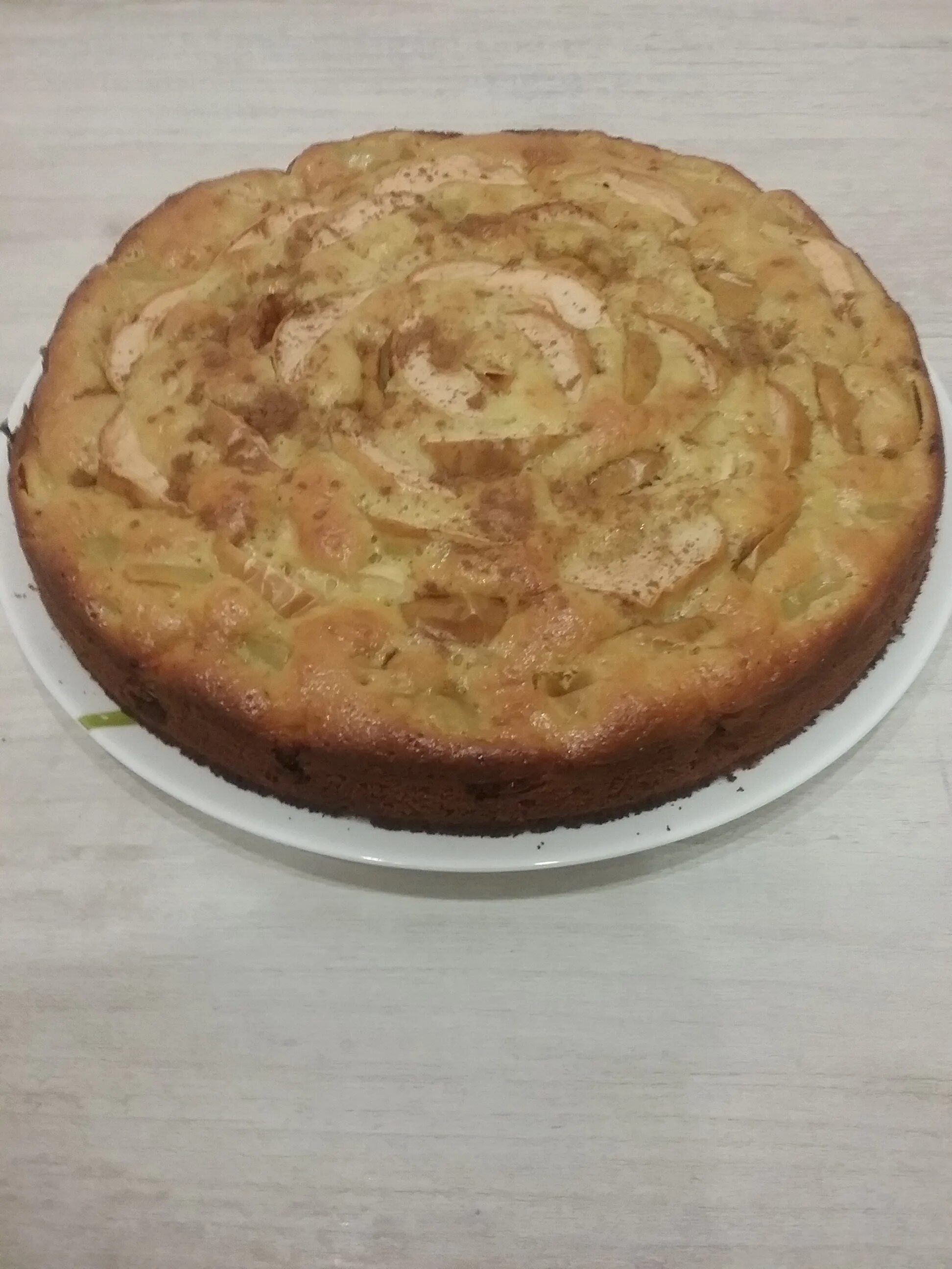 Скорый пирог из яблок. Яблочный пирог &quot;к чаю&quot;. быстрый пирог к чаю за 5 минут яблочный.