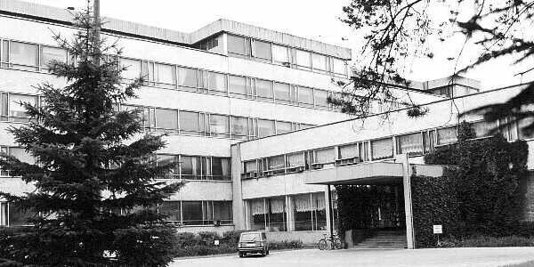 Черноголовка институт физики. Институт проблем химической физики ран лого. Научный центр ран в черноголовке институты. Ипхф ран черноголовка. Черноголовка институт физики.