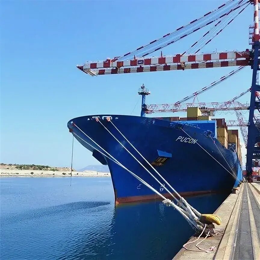 Aframax tanker vessel. Bigroll vessel. Performance shipping. Судно heavy lifter. Oil танкер dwt 105 000.