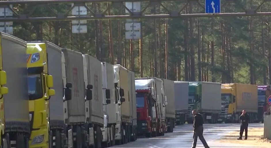 Литовско белорусская граница. У фуры сегодня ушел лоток фото. Обстановка сейчас граница беларусь. Обстановка сейчас граница беларусь. Российско-белорусская граница.