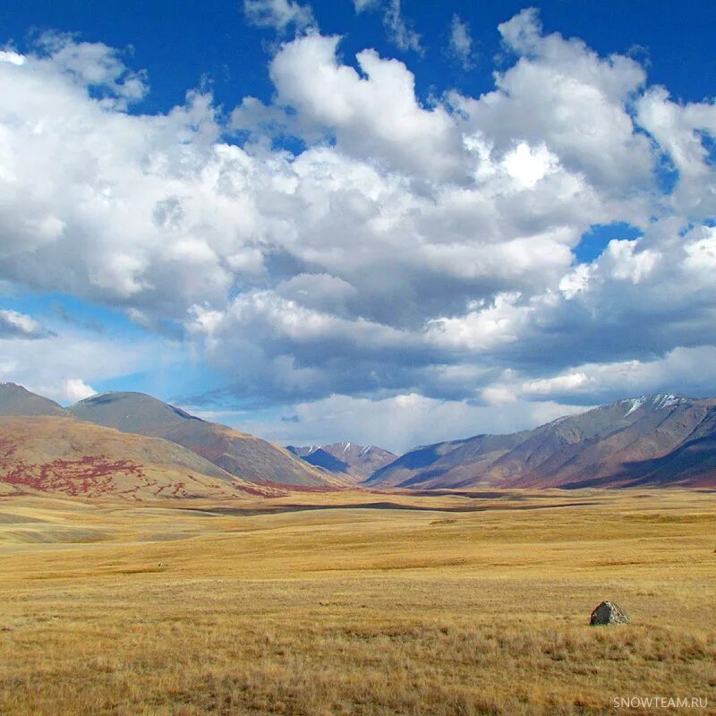 курчумский хребет. южный алтай. долина укок алтай. юг алтая. юг алтая.