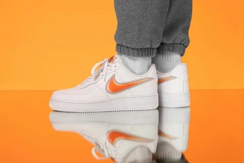 Nike air force orange