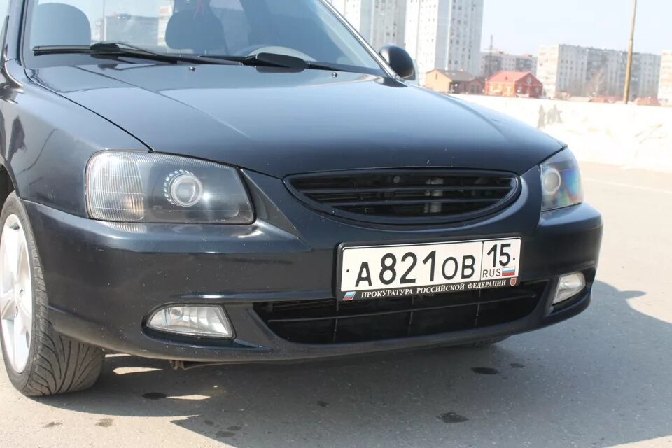 Accent решетки. Решетка радиатора хендай акцент. решетка радиатора hyundai accent 2008. решетка радиатора акцент тагаз. хендай акцент 2008 решетка радиатора.