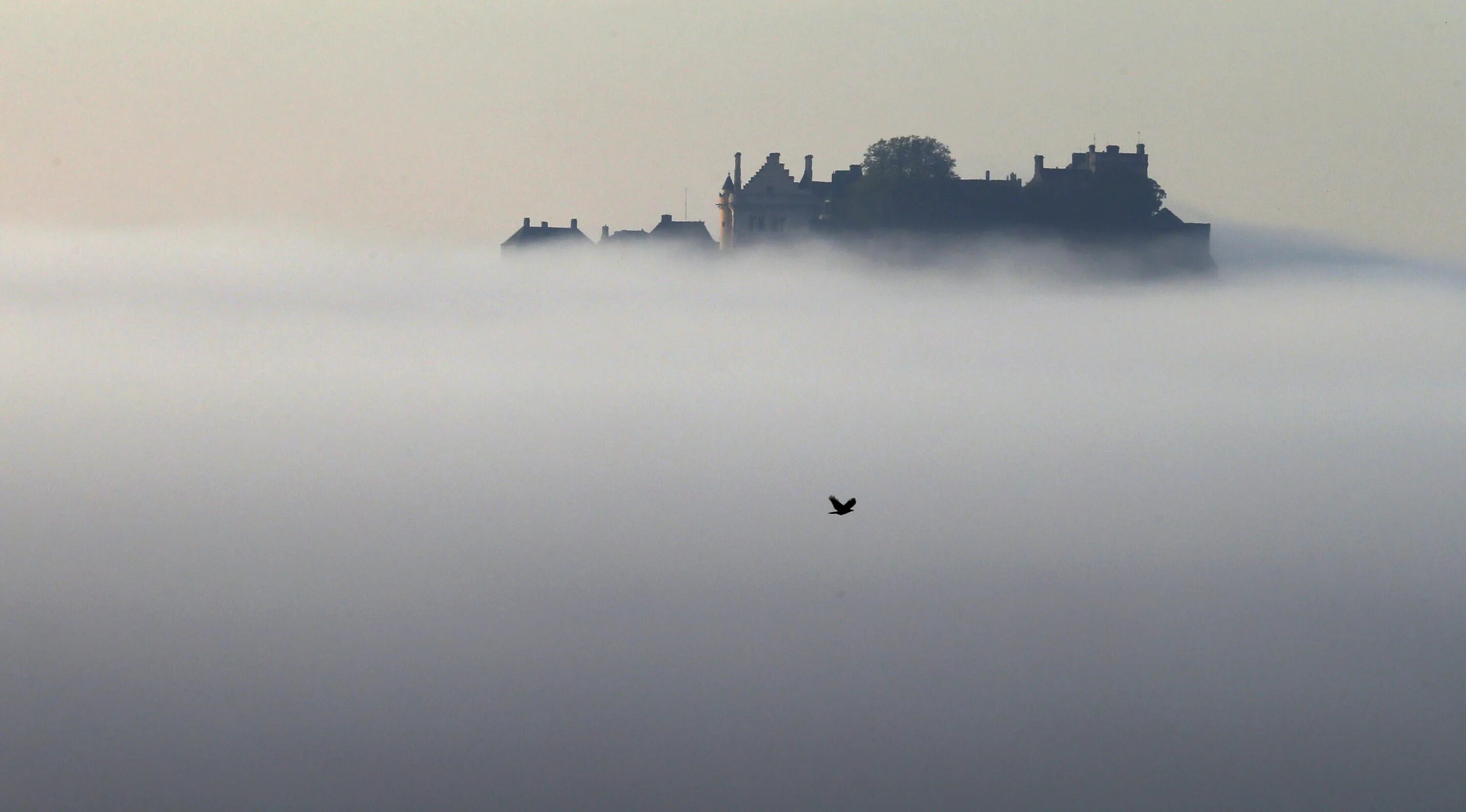 From the fog алтарь