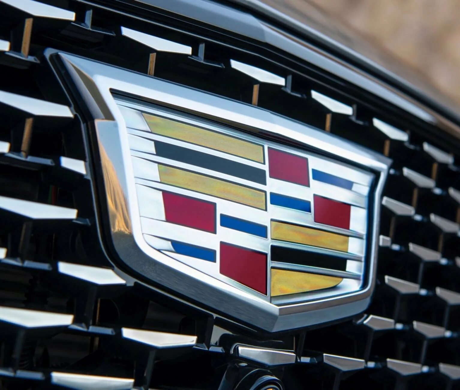 Марки машин значки кадиллак. Значок машины квадратики. Значок geely emgrand ec7 внедорожник. Значок машины квадратики. Машина с цветным значком.