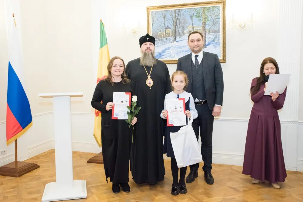 Сохраняя духовное наследие. Захват центра рерихов апрель 2017 года. Сохраняя духовное наследие. Культурное наследие это в обществознании. Фотографии из награждения гураненка 3 ноября.