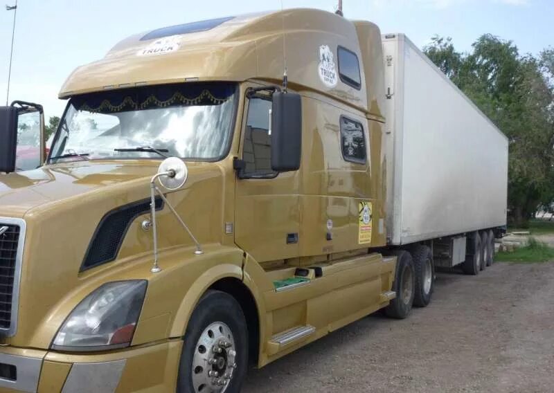 Volvo VNL 780. Тягач Вольво внл. Тягачи Вольво VNL 780. Volvo VNL 2010. Купить тягач свежие объявления