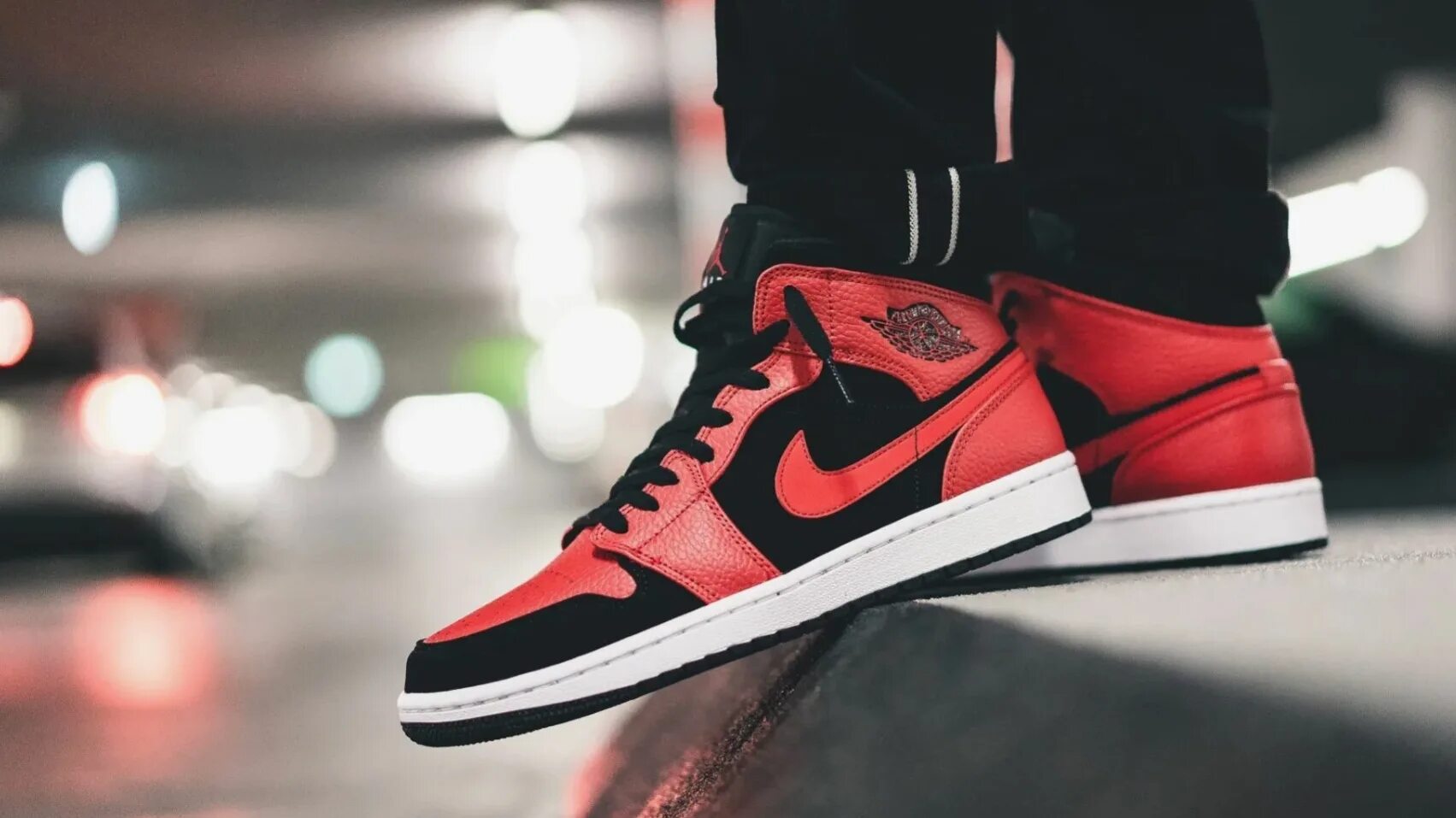 Nike air jordan 1 retro high og black. Nike air jordan 1 mid black. Nike air jordan 1 retro. Jordan 1 mid black white. Nike air jordan 1 red.