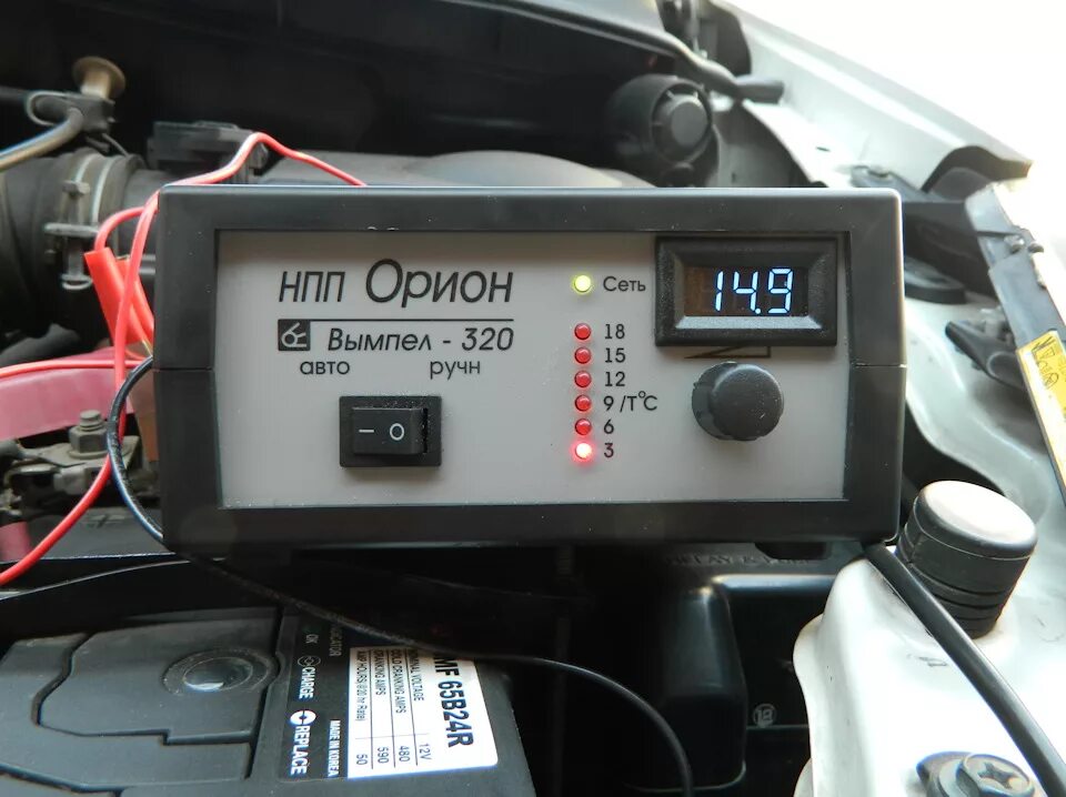 Орион Вымпел 320. Орион 320 зарядное устройство амперметр. Амперметр для зарядного устройства. Вольтметр подкапотный.