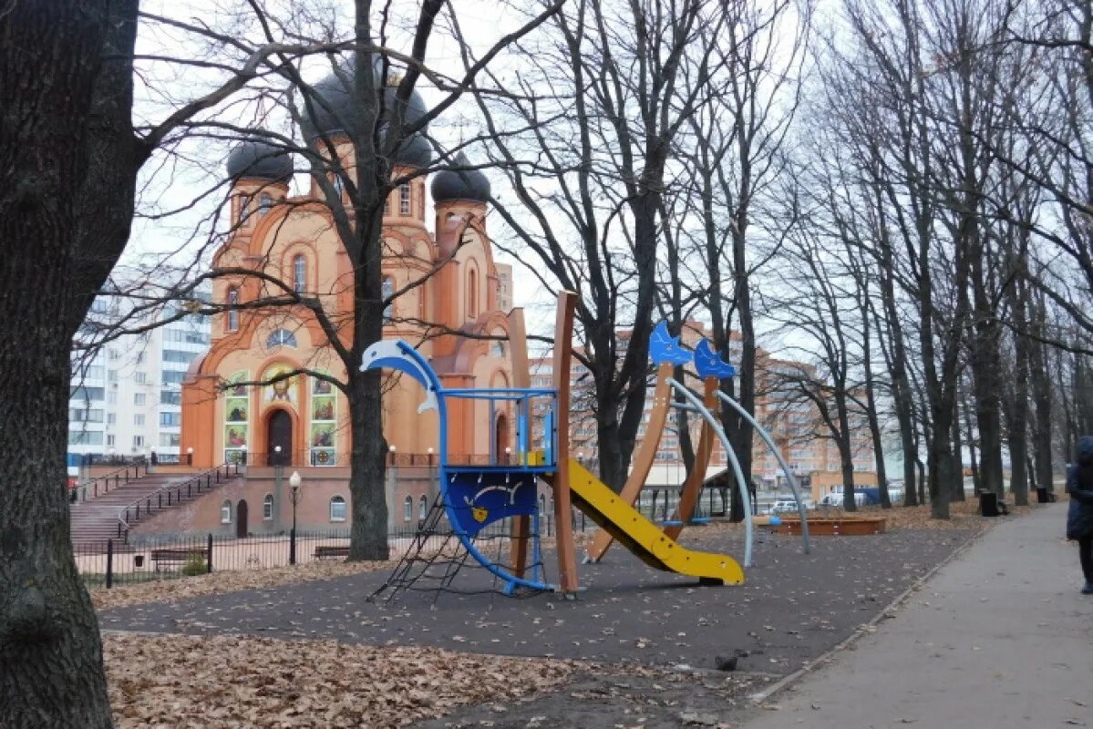 Аллея Петра и Февронии в Старом Осколе. Аллея святых Петра и Февронии Муромских старый Оскол. Сквер Петра и Февронии в Старом Осколе. Аллея семьи любви и верности Самодуровка.