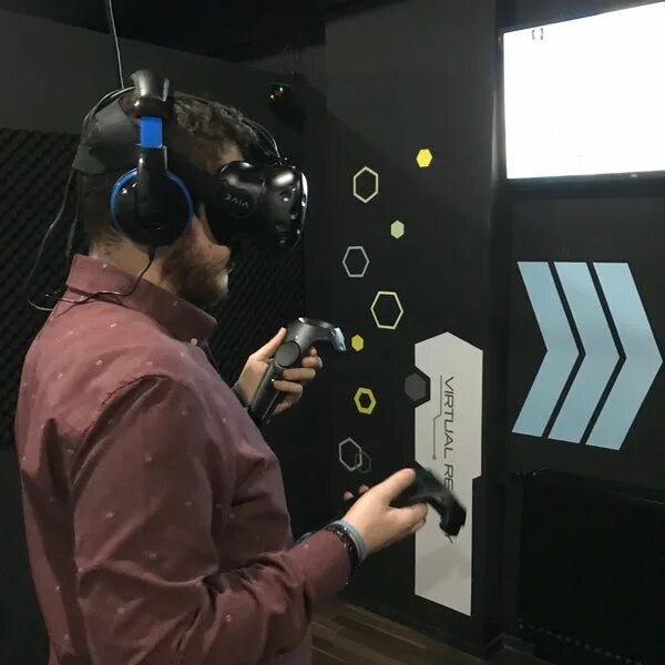 Виртуальное оборудование для игр. Vr station. Vr станция для трекинга. Vr station. Vr станция.