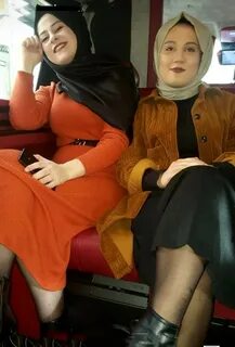 İki bekar kızız tanışmak isteyen beyleri dm ye bekliyoruz t.coWuRq...