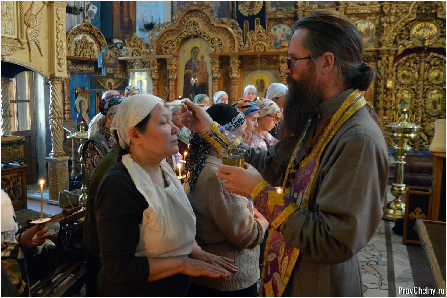 Сколько по времени идет соборование в храме. Таинство Елеосвящения в православной церкви. Соборование таинство Православие. Таинство Соборование в храме. Елеосвящение Соборование старообрядцы.