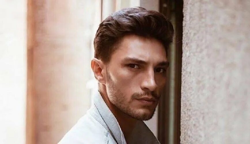 Ильхан шен турецкий. Турецкий актер ильхан шен. Ильхан шен турецкий. Ильхан шен. Ильхан шен озан.