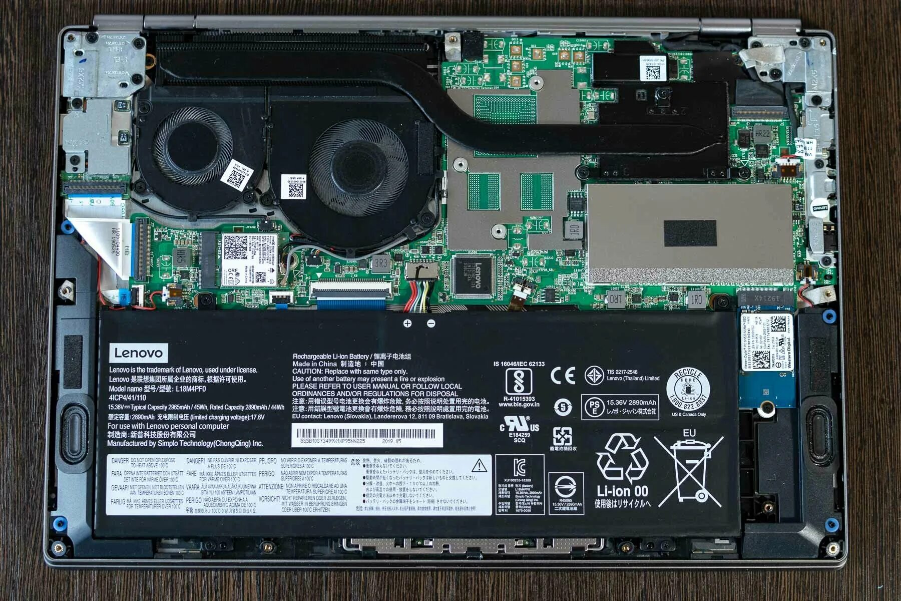 Lenovo v15 g4 amn 82yu00w6in