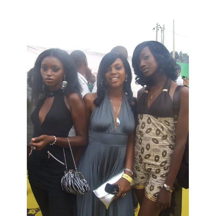Nigeria girls. Nigeria girls. Нигерийские женщины. Ivory coast girls. Судан национальная одежда.
