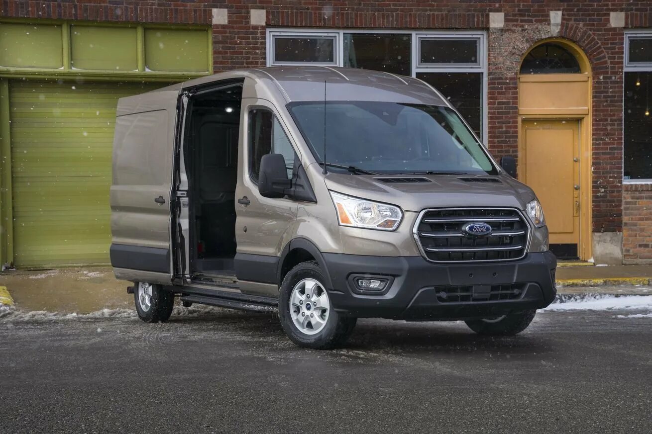 Транзит купить цена. Ford Transit 2020. Ford Transit 2021. Ford Transit 2021 фургон. Ford Transit 2021 грузовой.