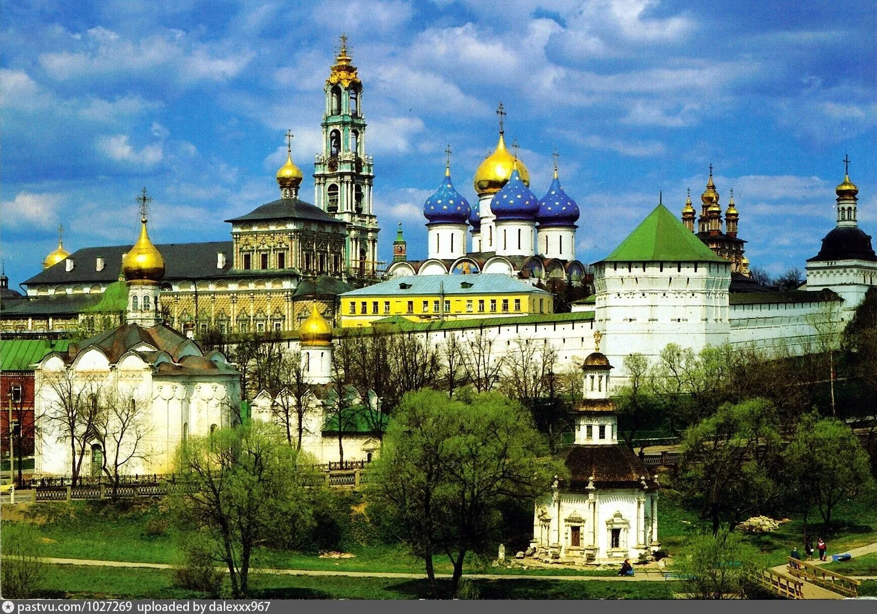 Дамир шавалеев сергиев посад. Среди нас сергиев посад. Сергиев посад троицесергеева лавра. Среди нас сергиев посад. Исторический центр сергиева посада.