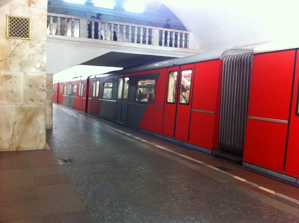 ласточка электропоезд мцд. вагон метро казань русич. ржд метрополитен. поезд ласточка москва мцк. ржд метрополитен.