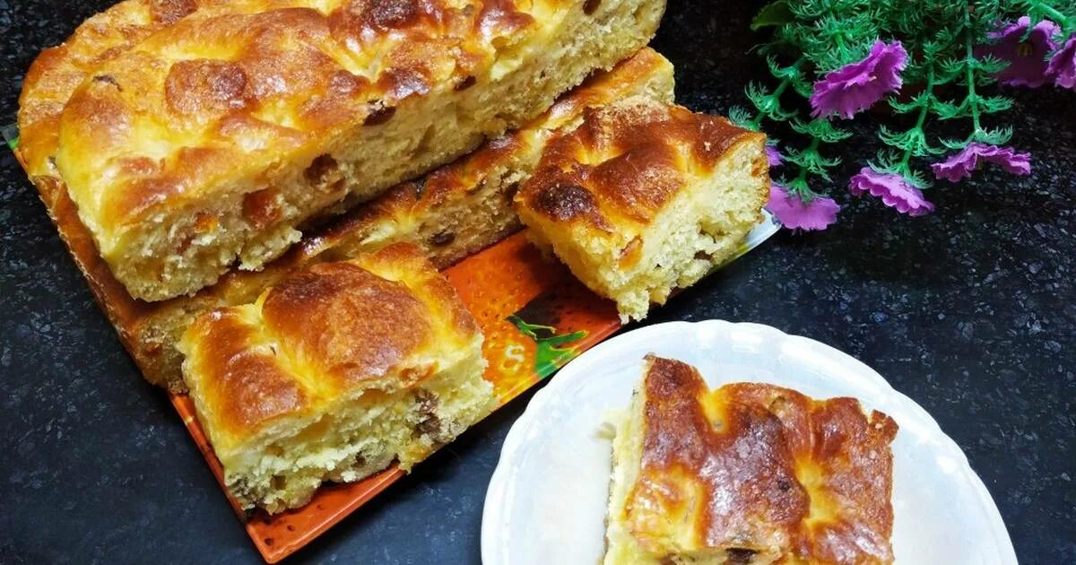 открытый пирог с джемом. пирог с сахарной корочкой. пирог из сахарного теста. пирог из сахарного теста. творожник песочный.