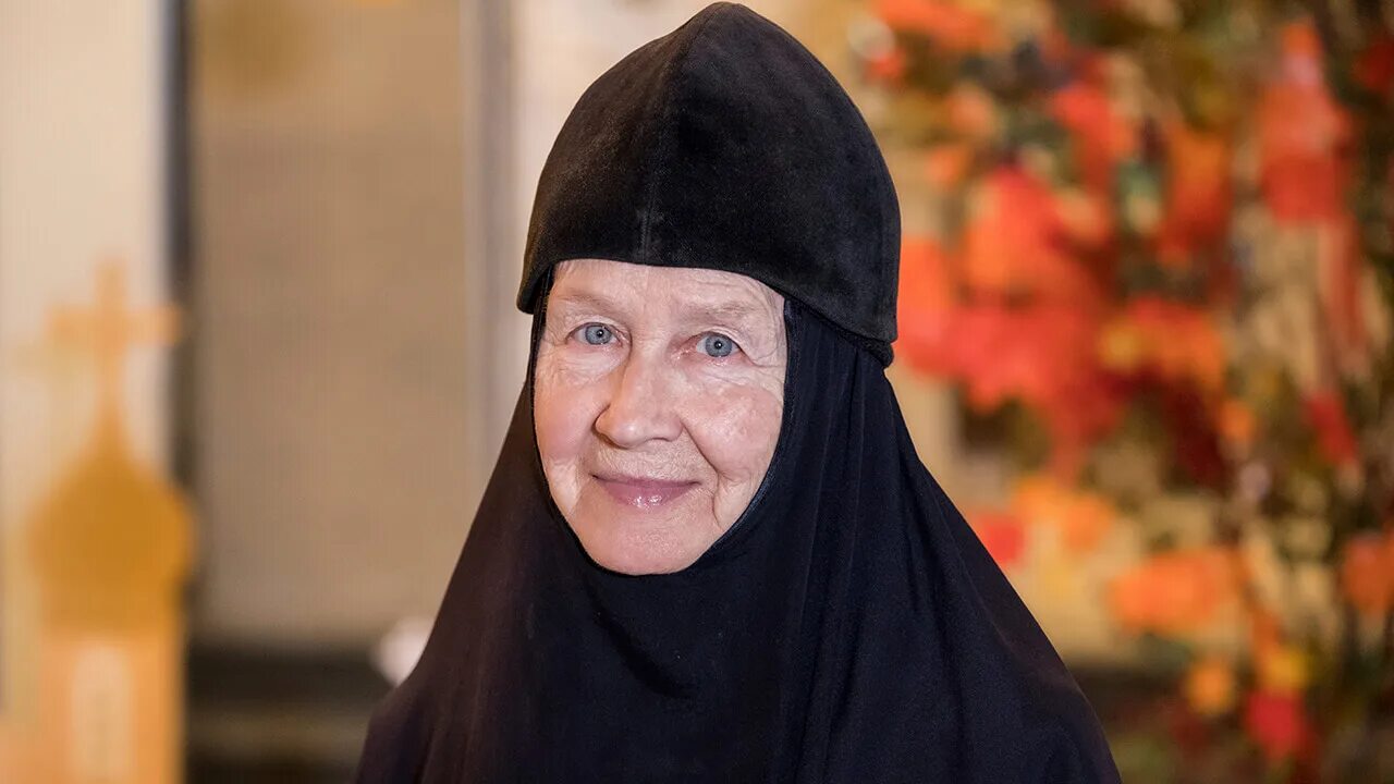 89065736537 матушка мария. Елизаровский монастырь матушка мария. Матушка мария литвинова. Монахини марии литвиновой. Монахиня мария свято елисаветинский монастырь.