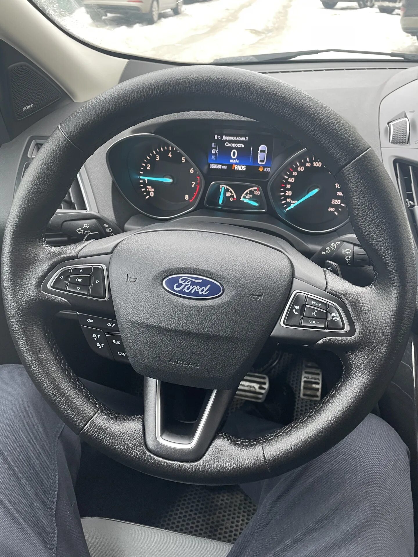 Как снять руль куга 2 Фотографии Ford Kuga Форд Куга 2008 год 22 фото Фотогалерея автомобилей на car