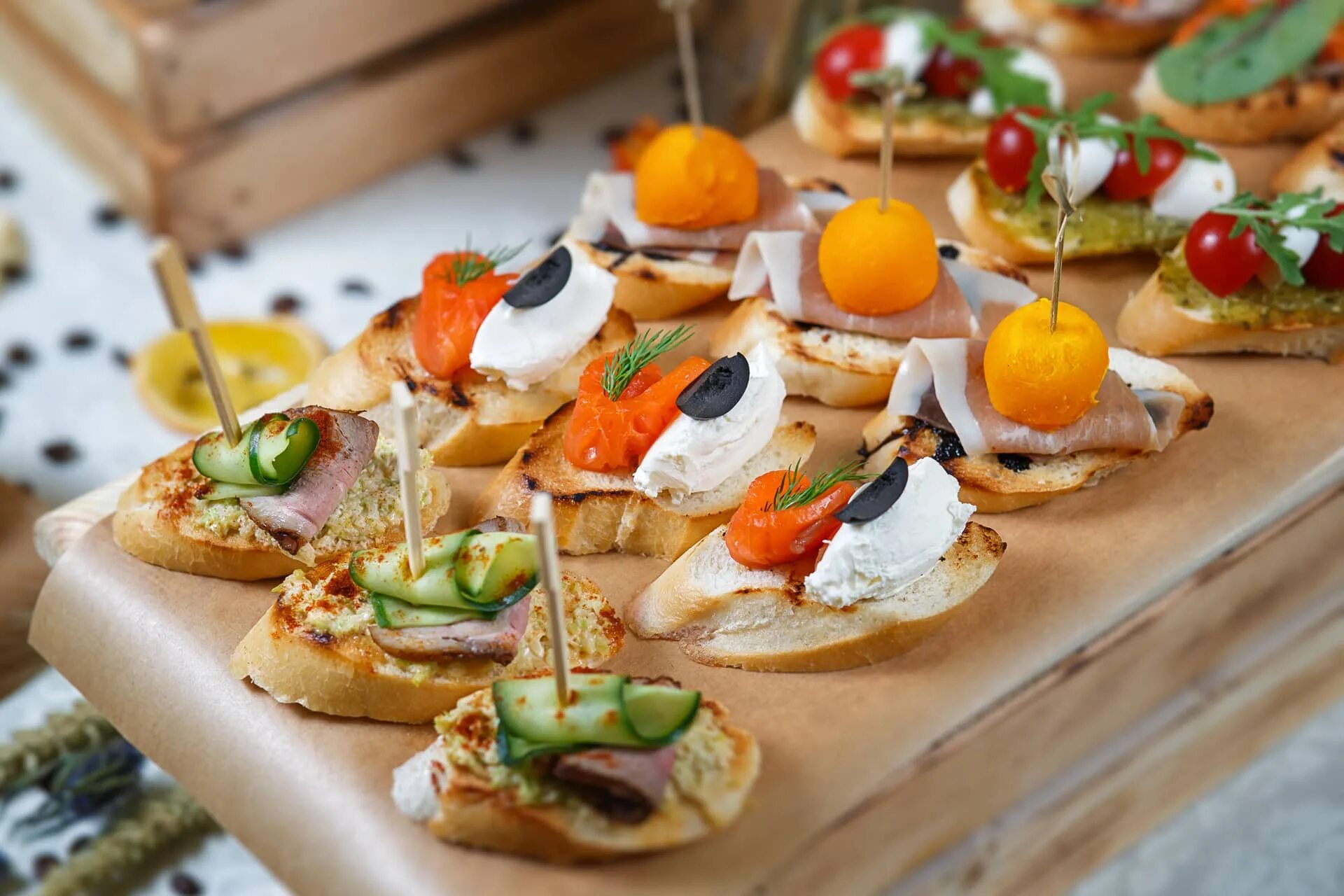 Рецепт вкусных бутербродов для фуршета