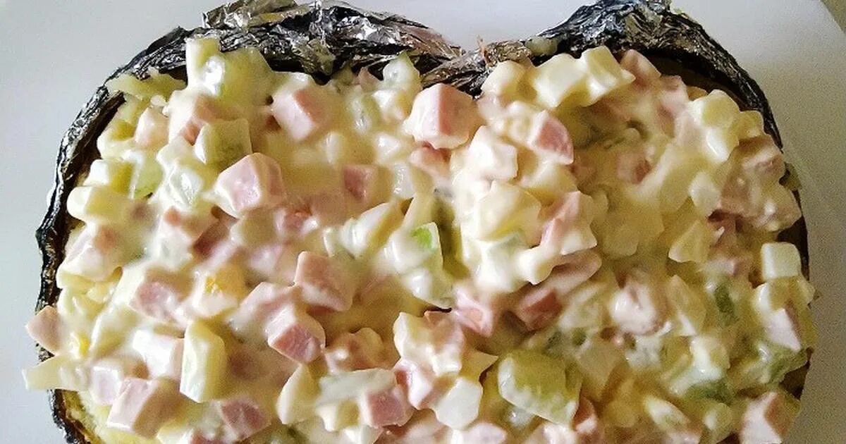 Что можно приготовить крошкам. Картофельные ежики фаршированные. Крошка картошка салаты. Запеченный картофель в мультиварке. Крошка-картошка (запеченная в духовке).