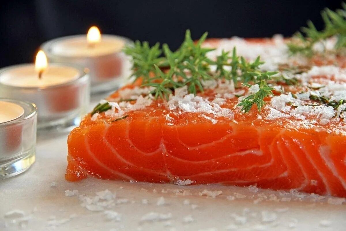 Форель рецепты быстро и вкусно. Форель чавыча слабосоленая. красная рыбка форель слабосоленая. семга слабосоленая форель слабосоленая. чавыча соленая.