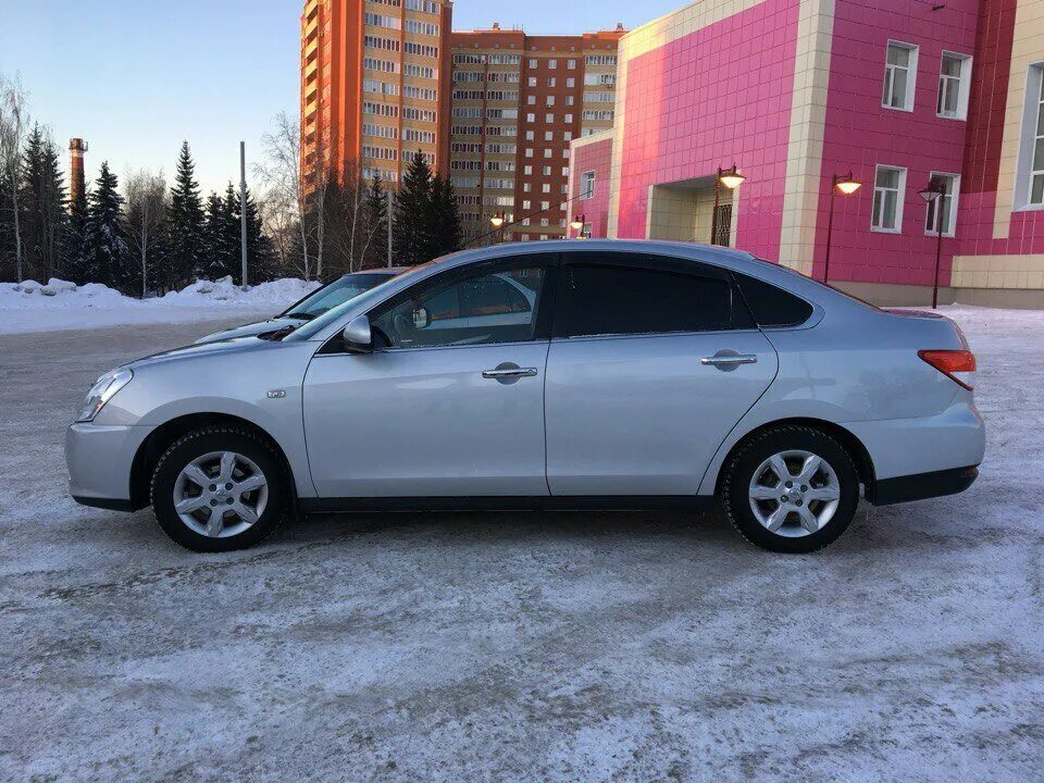 Nissan almera g15 диски r16. Ниссан альмера джи 15. Ниссан альмера на литье g15. Nissan almera g15 r17. Nissan alim g 15 r17.