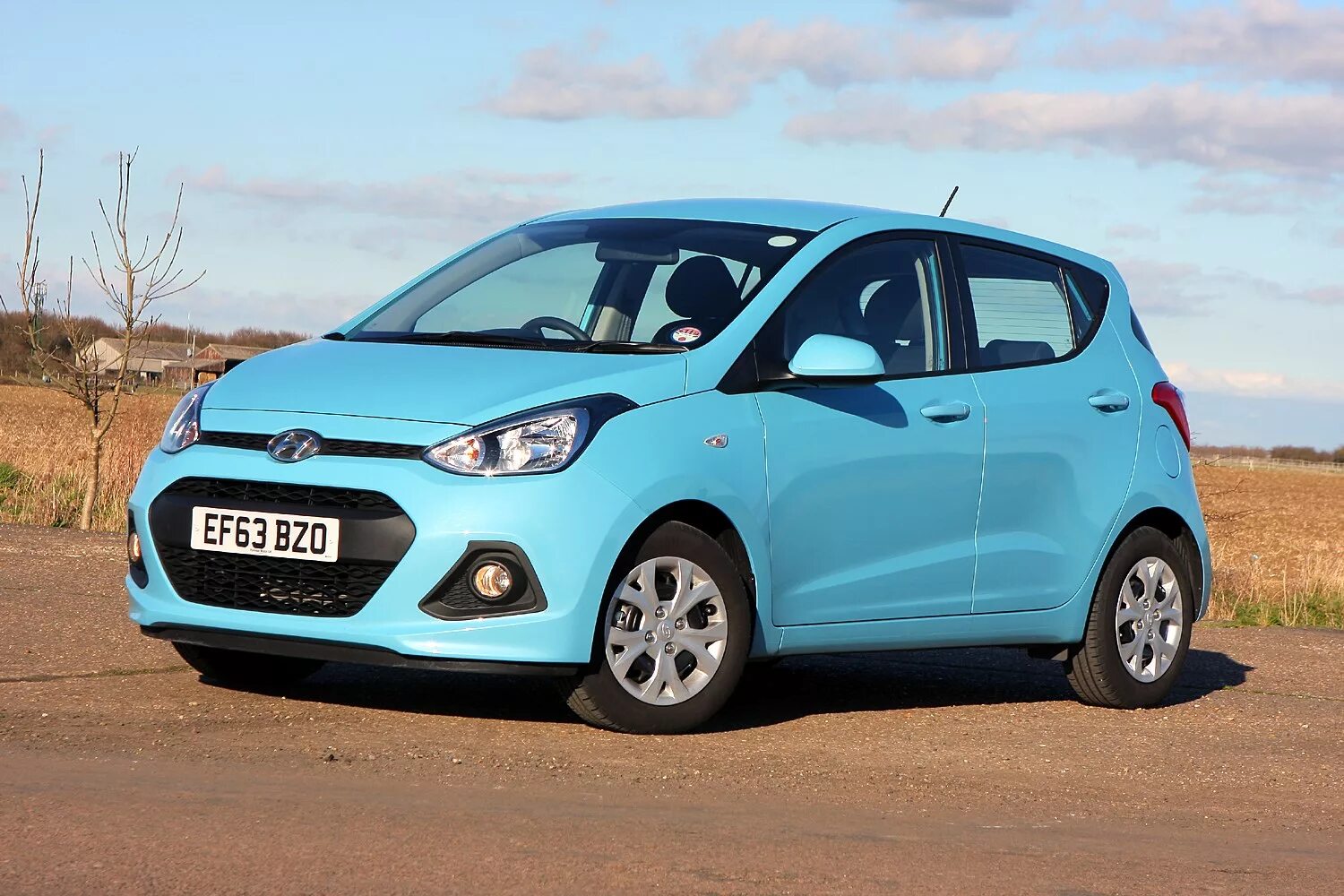 Hyundai i10. Hyundai хэтчбек i10. I 10 Hyundai i10. Hyundai i10 2015.