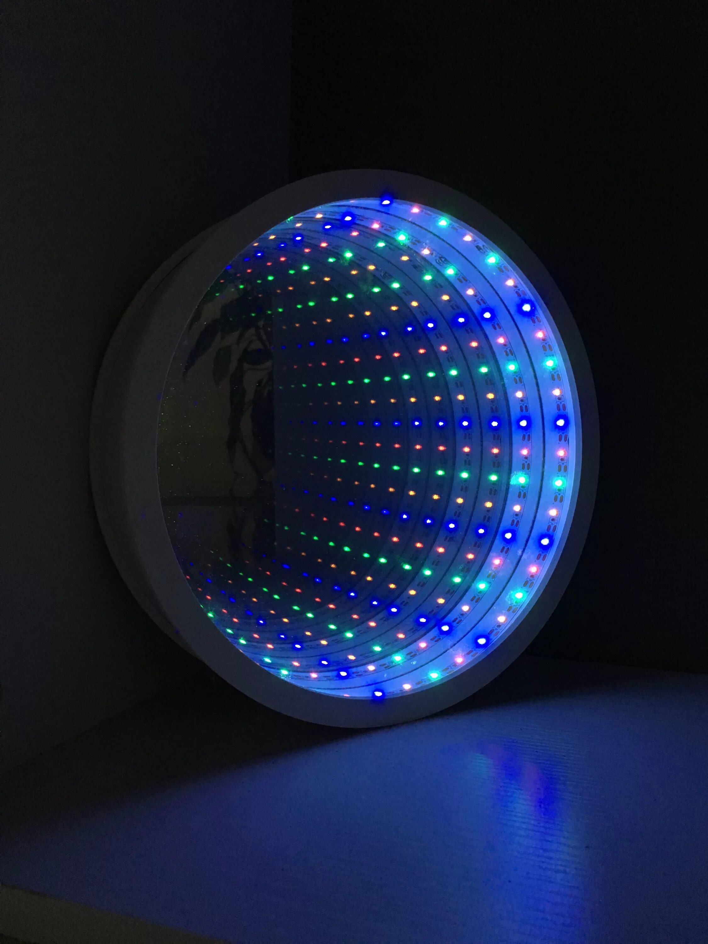 Инфинити Миррор Бесконечное зеркало. Infinity Mirror фонари. Зеркало "Infinity led" туннельное d 600 с подсветкой. Светодиоды Инфинити Лайт.