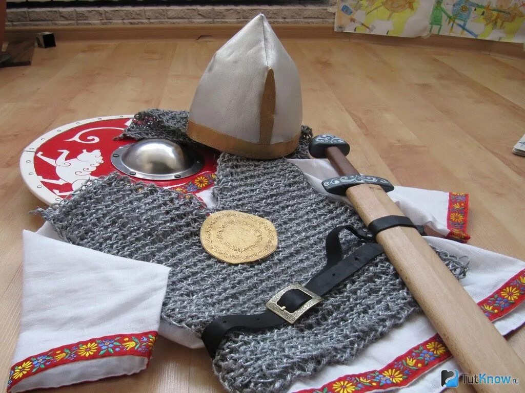 Сделать костюм богатыря своими руками для мальчика. Кольчуга и шлем богатыря. костюм богатыря для мальчика. костюм русского богатыря для мальчика. костюм богатыря для мальчика своими.