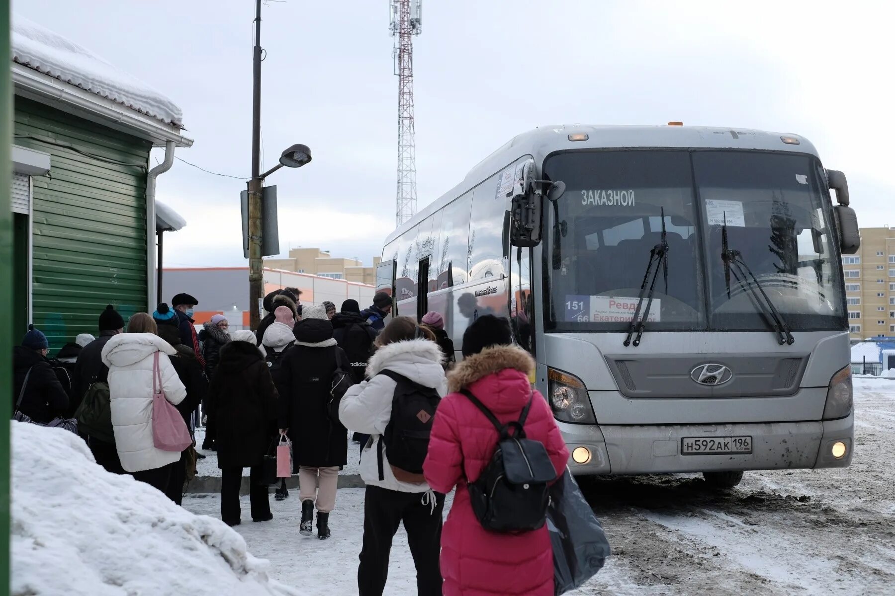 Ревда екатеринбург 151 автобус. 151 автобус ревда. ревда екатеринбург 151. автобусы екб ревда. автобус 102 ревда.