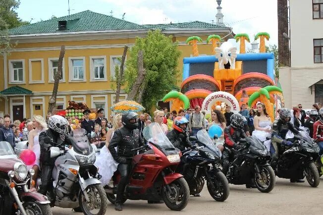 День города кинешма 2022 шествие видео. День города иваново. День города кинешма фото. День города кинешма. Когда день города в кинешме.