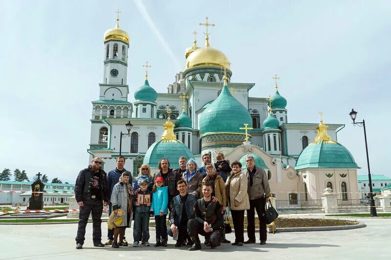 Истра куда сходить. Новоиерусалимский монастырь в Истре. Братия Новоиерусалимского монастыря. Новоиерусалимский монастырь гостиница для паломников. Паломнический центр Московского Патриархата.