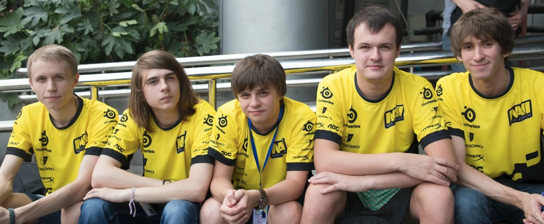 2 июня 2011. Команда нави дота 2 2011. Команда нави Dota 2. Состав нави дота 2. Состав нави дота 2 International 2011.