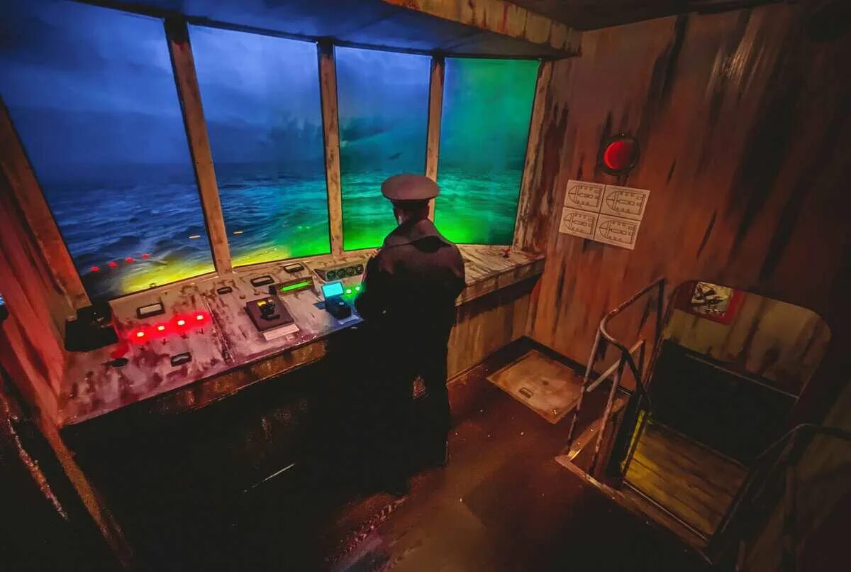 Квест корабль москва. Зомбилэнд экшн квест на корабле. Квест корабль москва. Квест корабль москва. Zombieland экшн квест корабль.